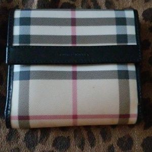 Burberry wallet authentic